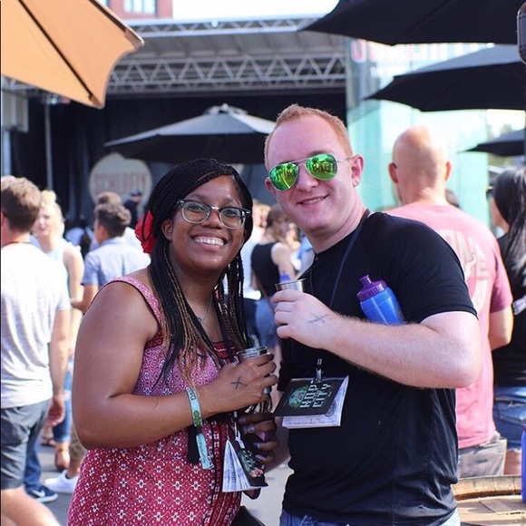 Meet your Posher, Josshe - Picture 2 of 3